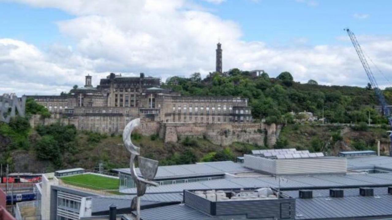Appartamento The Jeffrey Street Retreat Edimburgo Esterno foto