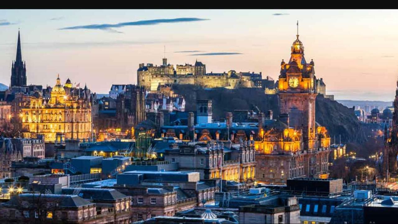 Appartamento The Jeffrey Street Retreat Edimburgo Esterno foto